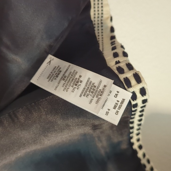 Juicy Couture Black & White Patterned Jacket coat - Picture 8 of 11